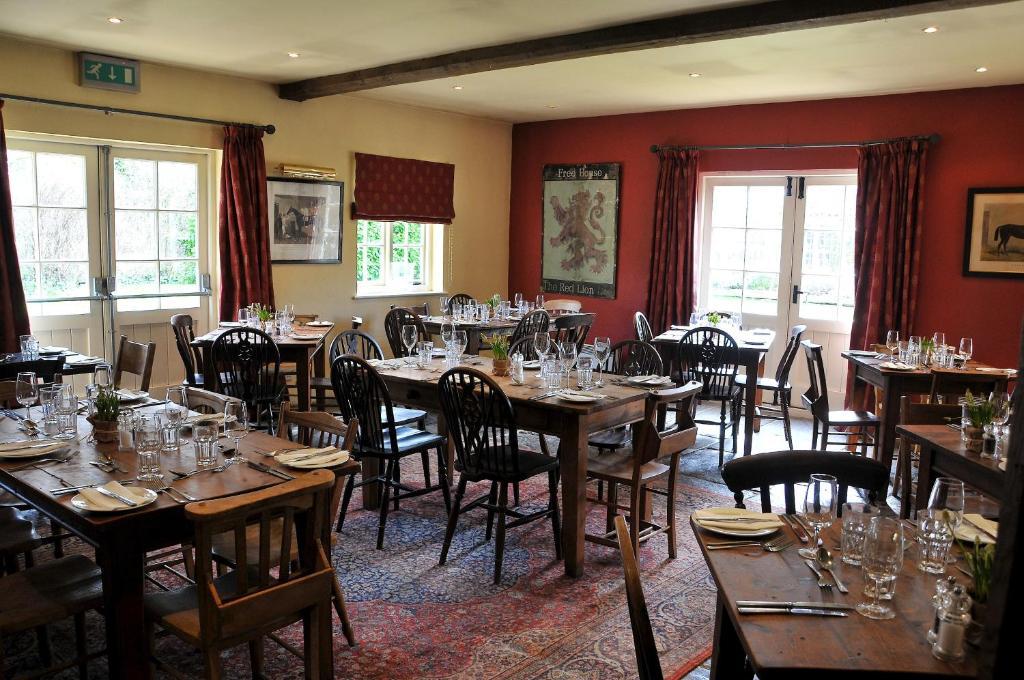 The Red Lion Inn Babcary エクステリア 写真